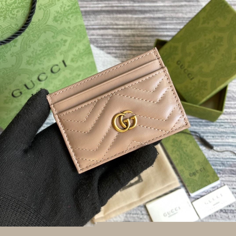 G*u*i wallets & purse